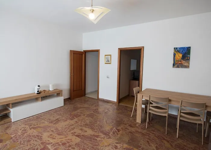 Rosshouse - Porta Metronia San Giovanni *