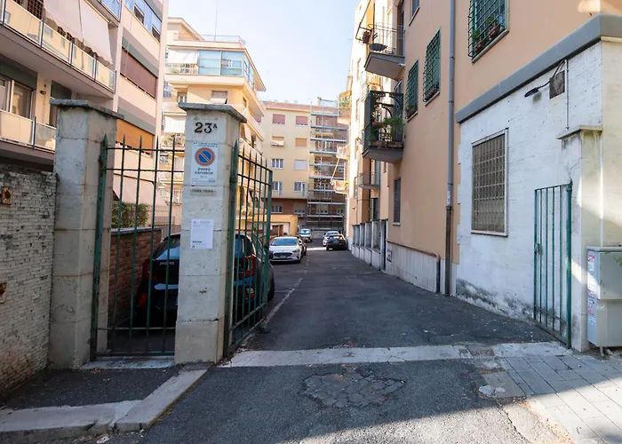 Rosshouse - Porta Metronia San Giovanni *